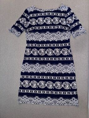 madison leigh size 10 dark Navy blue & White Midi lace print Dress